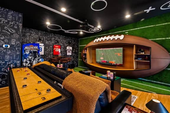 Next Play Clubhouse | Waterpark Resort & Game Room - Image 2